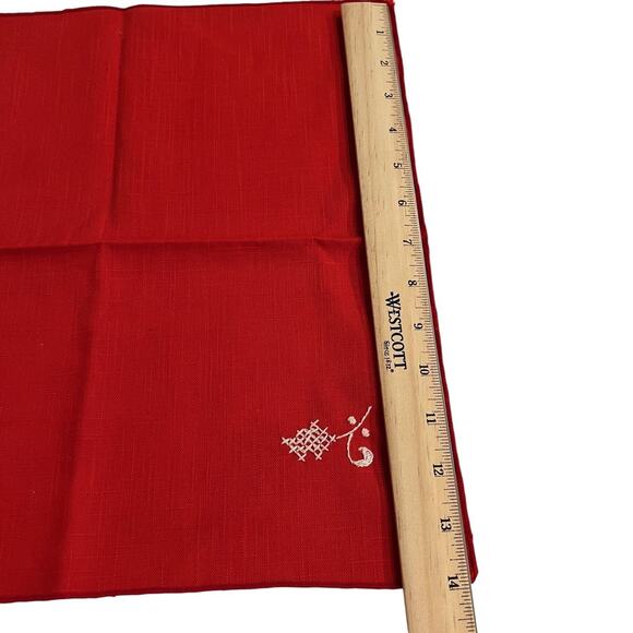 Vintage Red Cloth Napkins Set 4 Hand Embroidered Cross Stitch 14" Square - Picture 4 of 6